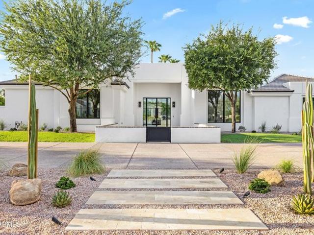 House for sale in Paradise Valley, Arizona