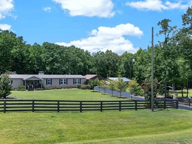 House for sale in Five Points, Alabama