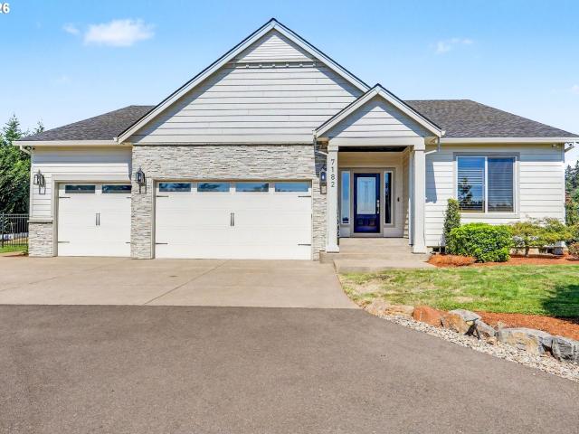 House for sale in Silverton, Marion County