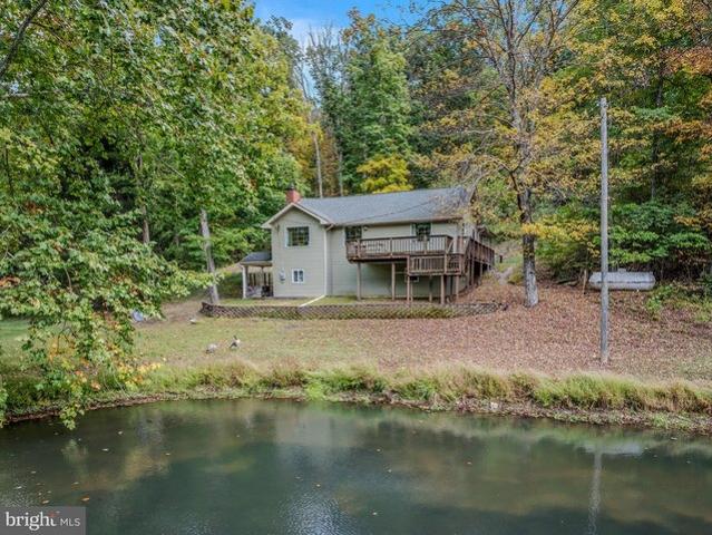 House for sale in Great Cacapon, Morgan County