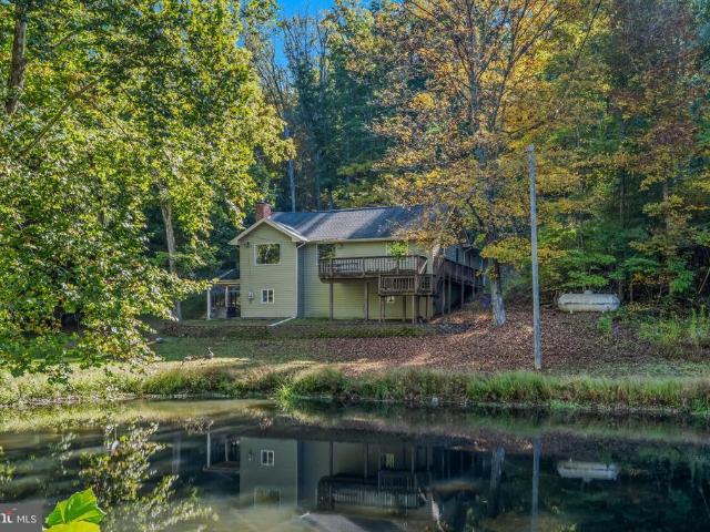 House for sale in Great Cacapon, Morgan County