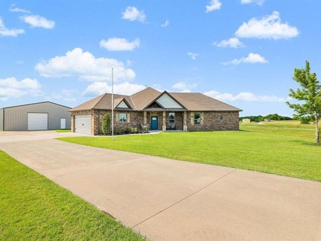 House for sale in El Reno, Canadian County