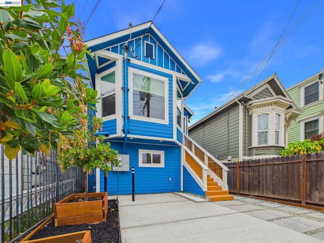 House for sale in Oakland, California
