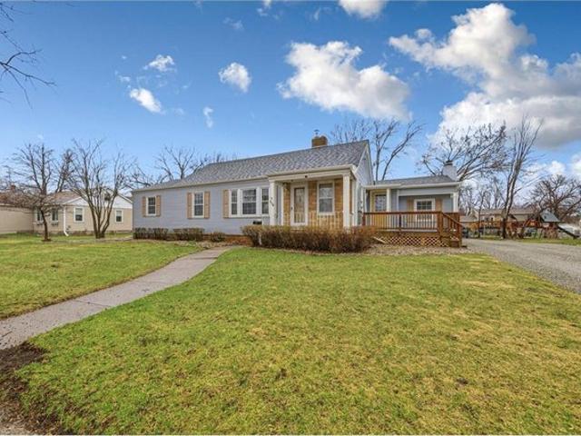 House for sale in Waseca, Minnesota