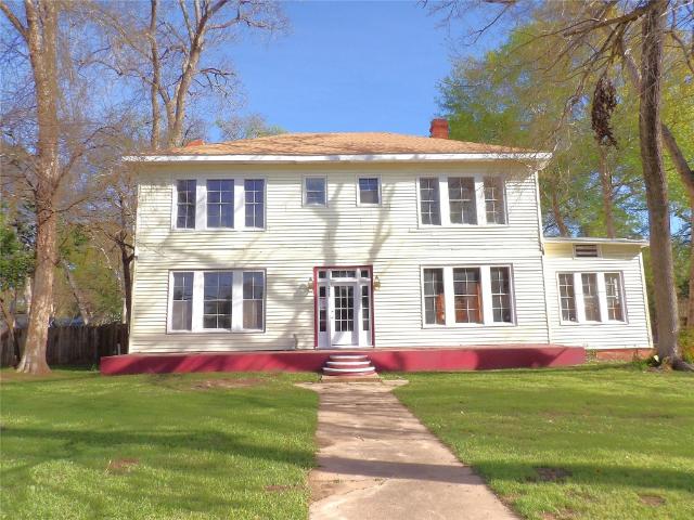 House for sale in Crockett, Texas