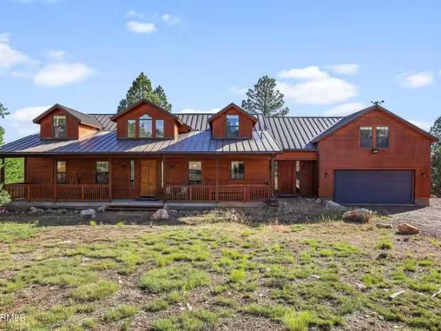 House for sale in Flagstaff