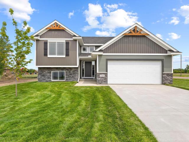 House for sale in Isanti, Minnesota
