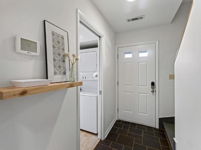 Townhouse for sale in Virginia