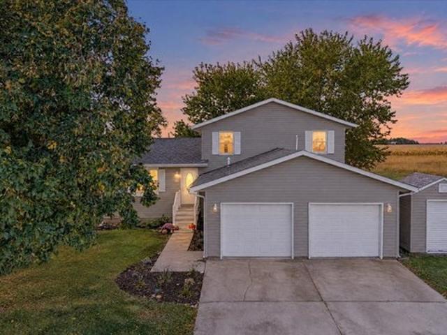 House for sale in Forrest, Livingston County