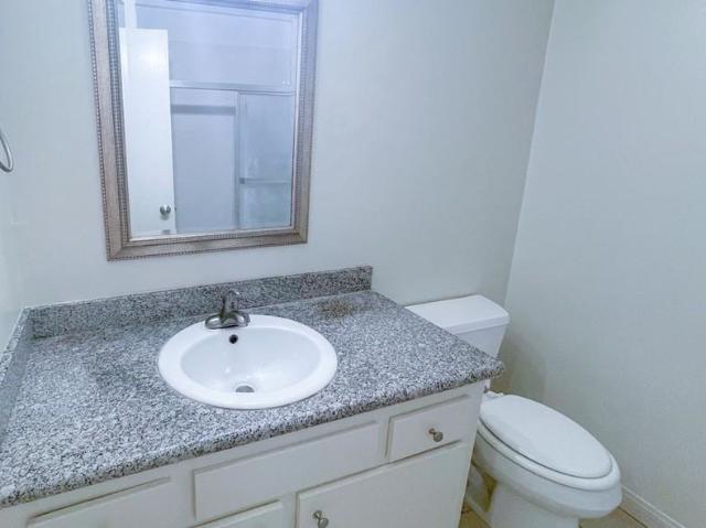 Apartment for rent in Alhambra, California