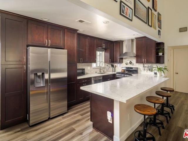 Condo for sale in Pasadena, Los Angeles County