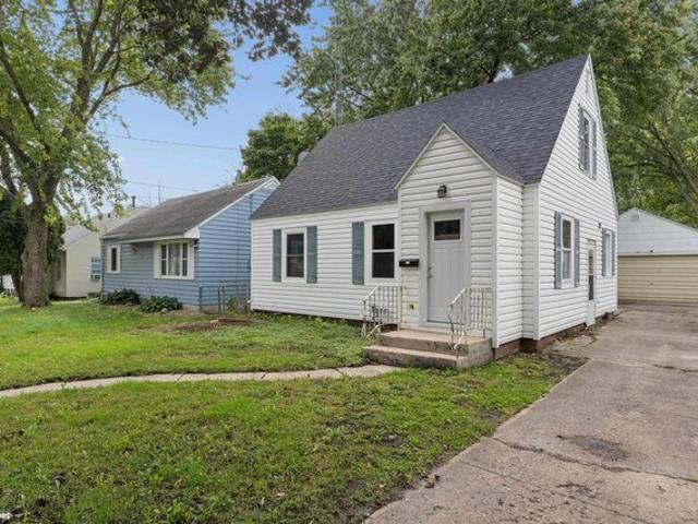 House for sale in Mason City, Cerro Gordo County