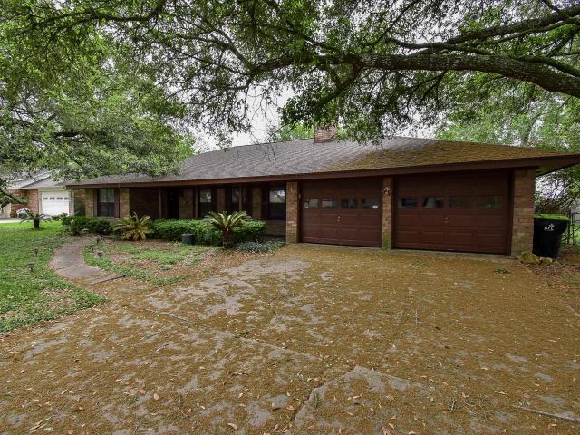 House for sale in Eagle Lake, Texas