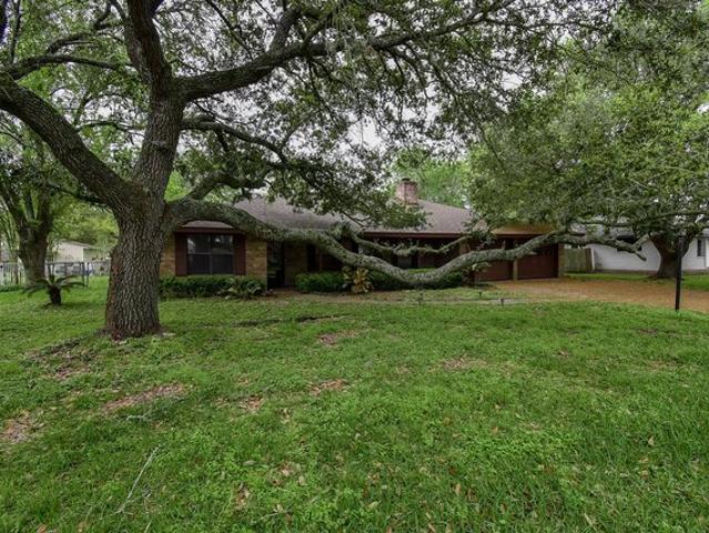 House for sale in Eagle Lake, Texas