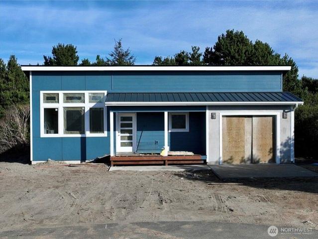 House for sale in Ocean Shores, Washington