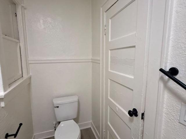 Apartment for rent in Canoga Park, California