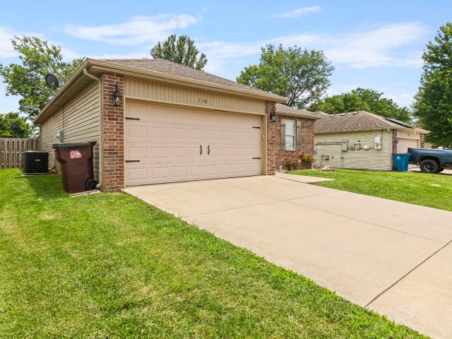 House for sale in Springfield, Missouri