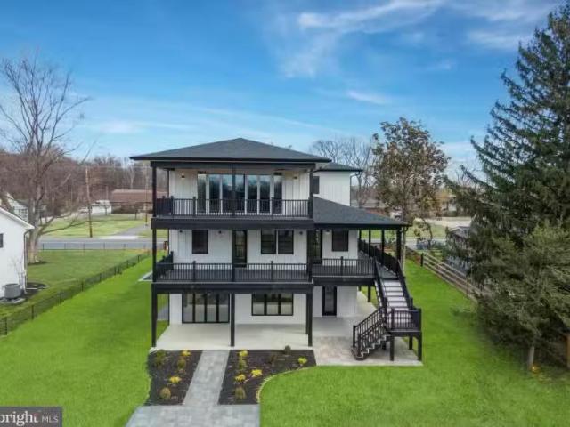 House for sale in Essex House for sale in Essex