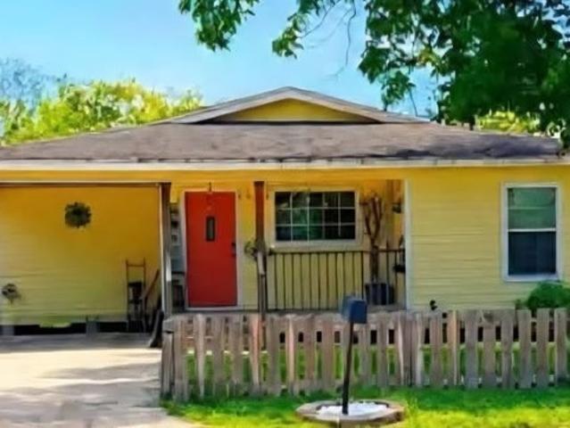 House for sale in Alice, Texas