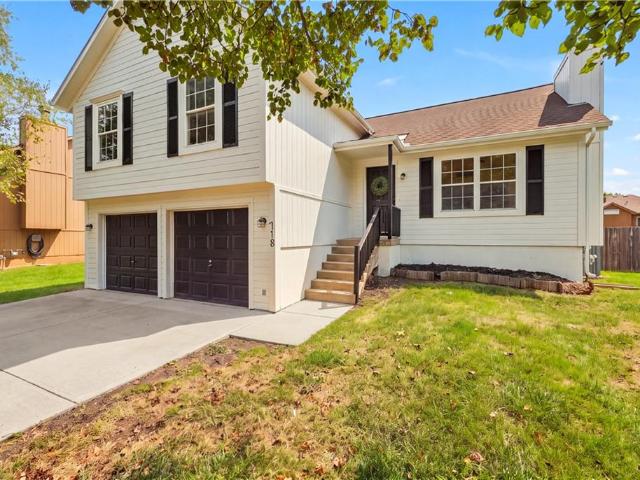 House for sale in Canter Ridge, Raymore