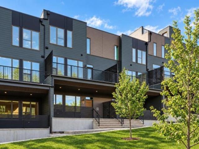 Townhouse for sale in Shaganappi, Calgary