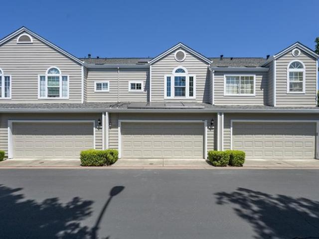 Townhouse for sale in Santa Rosa, California