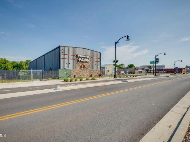 Commercial for sale in Tennessee