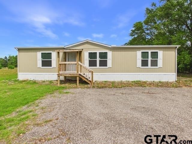 House for sale in Henderson, Texas