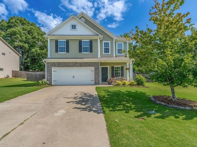 House for sale in Simpsonville, South Carolina