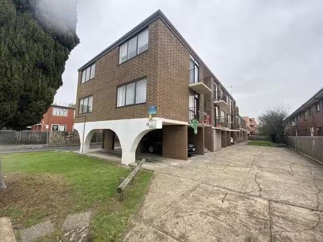 House for rent in Footscray, Victoria