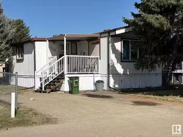 House for sale in Edmonton