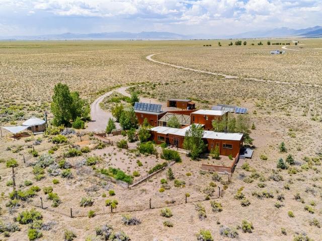 House for sale in Crestone, Colorado