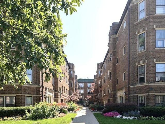 Condo for sale in Evanston, Illinois