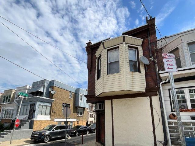 Townhouse for sale in Philadelphia, Pennsylvania