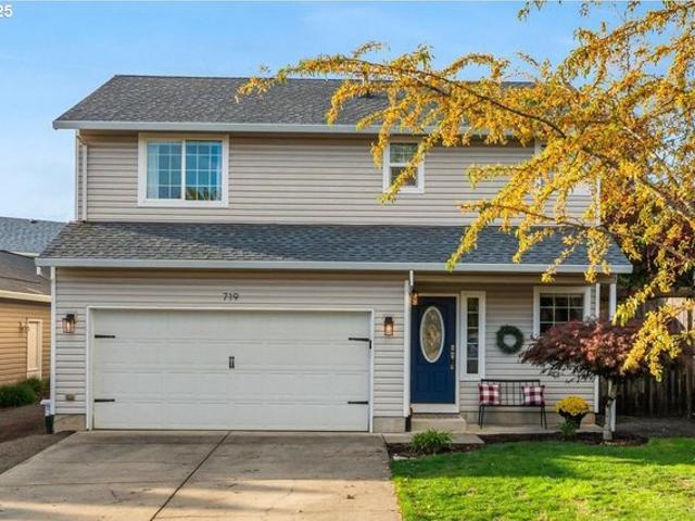 House for sale in Oregonia