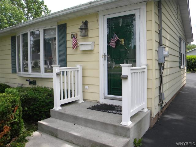House for sale in Niagara, New York