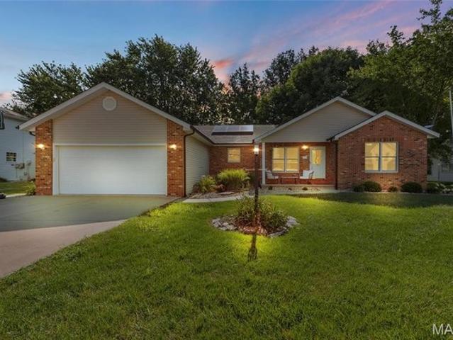 House for sale in Staunton, Illinois