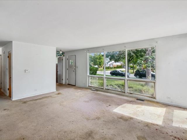 House for sale in Mount Prospect, Illinois