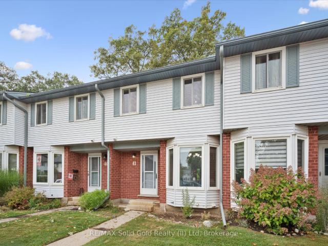Townhouse for sale in Kitchener, Ontario