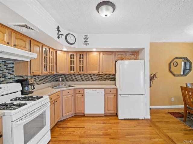 Condo for sale in Queens, Arverne