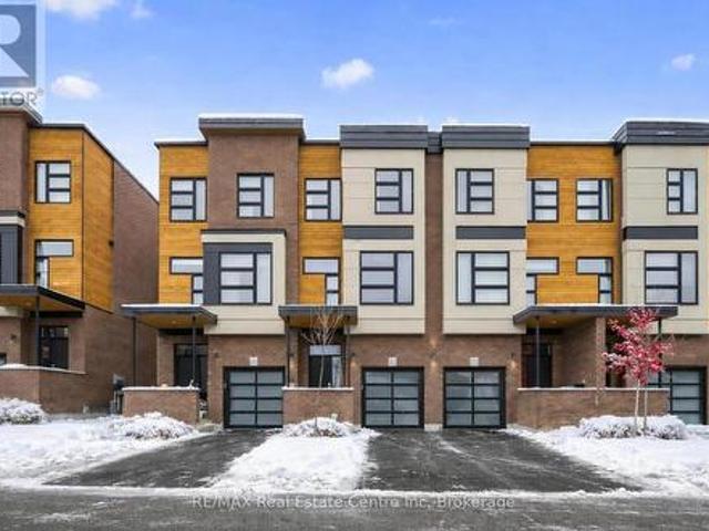 Townhouse for sale in Guelph, Ontario