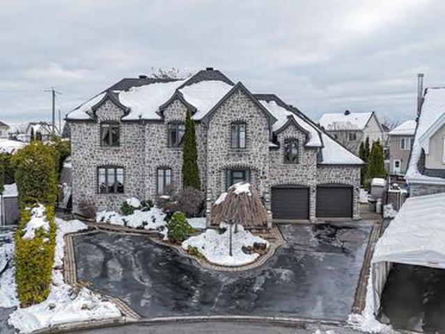 Property for sale in Les Moulins, Quebec