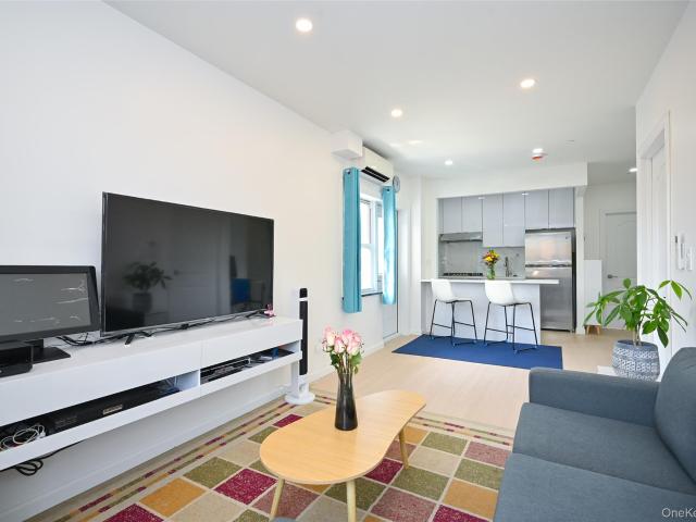 Condo for sale in Pomonok, New York