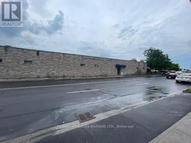 Commercial for sale in Cornwall, Ontario