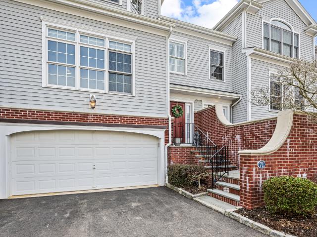 Condo for sale in Fairfield, Connecticut