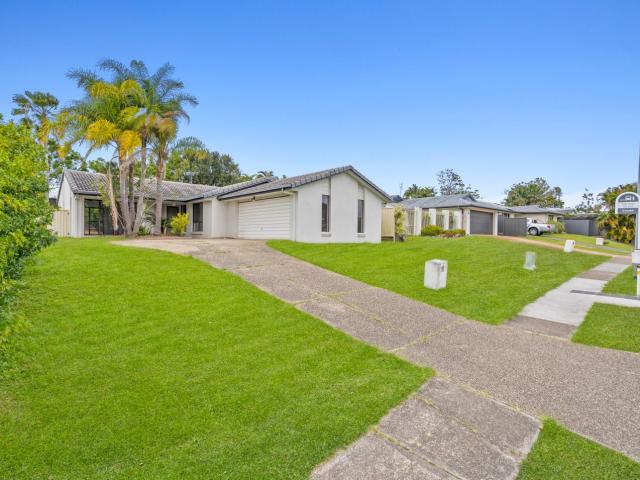 Apartment for rent in Arundel, Gold Coast City