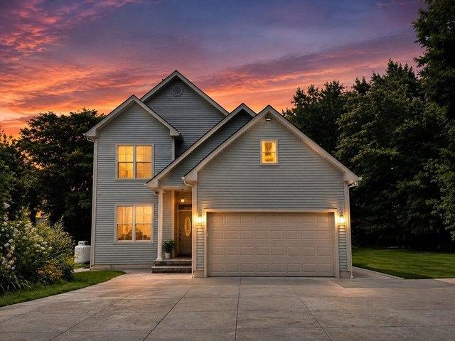 House for sale in Hampden, Massachusetts
