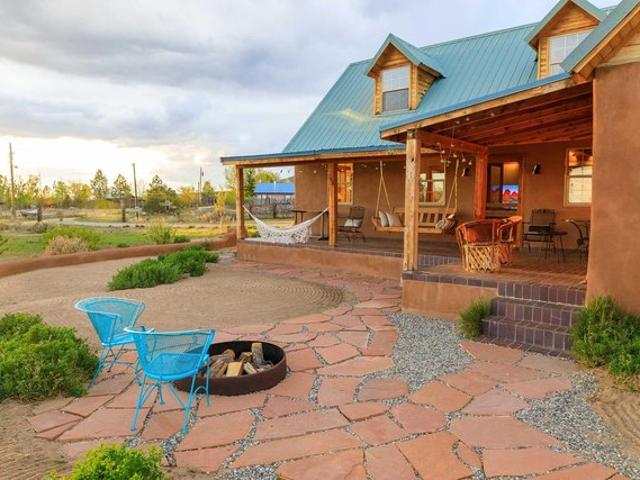House for sale in Arroyo Seco, New Mexico