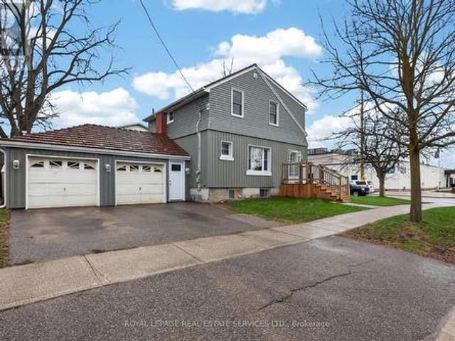 House for sale in New Tecumseth, Ontario