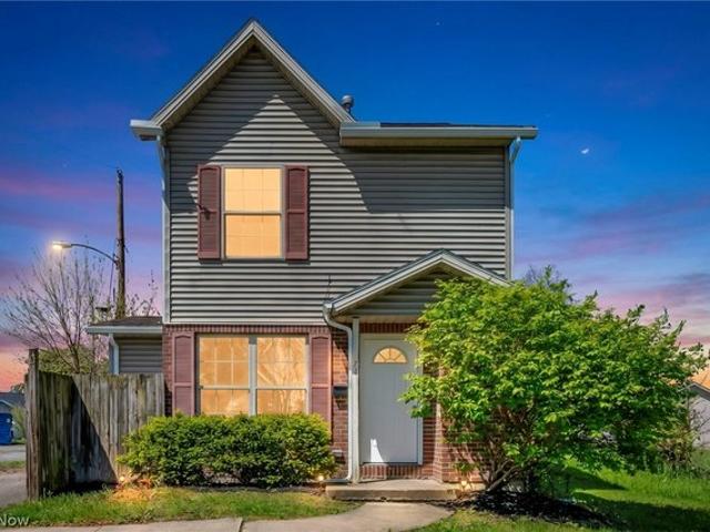 House for sale in Elyria, Ohio